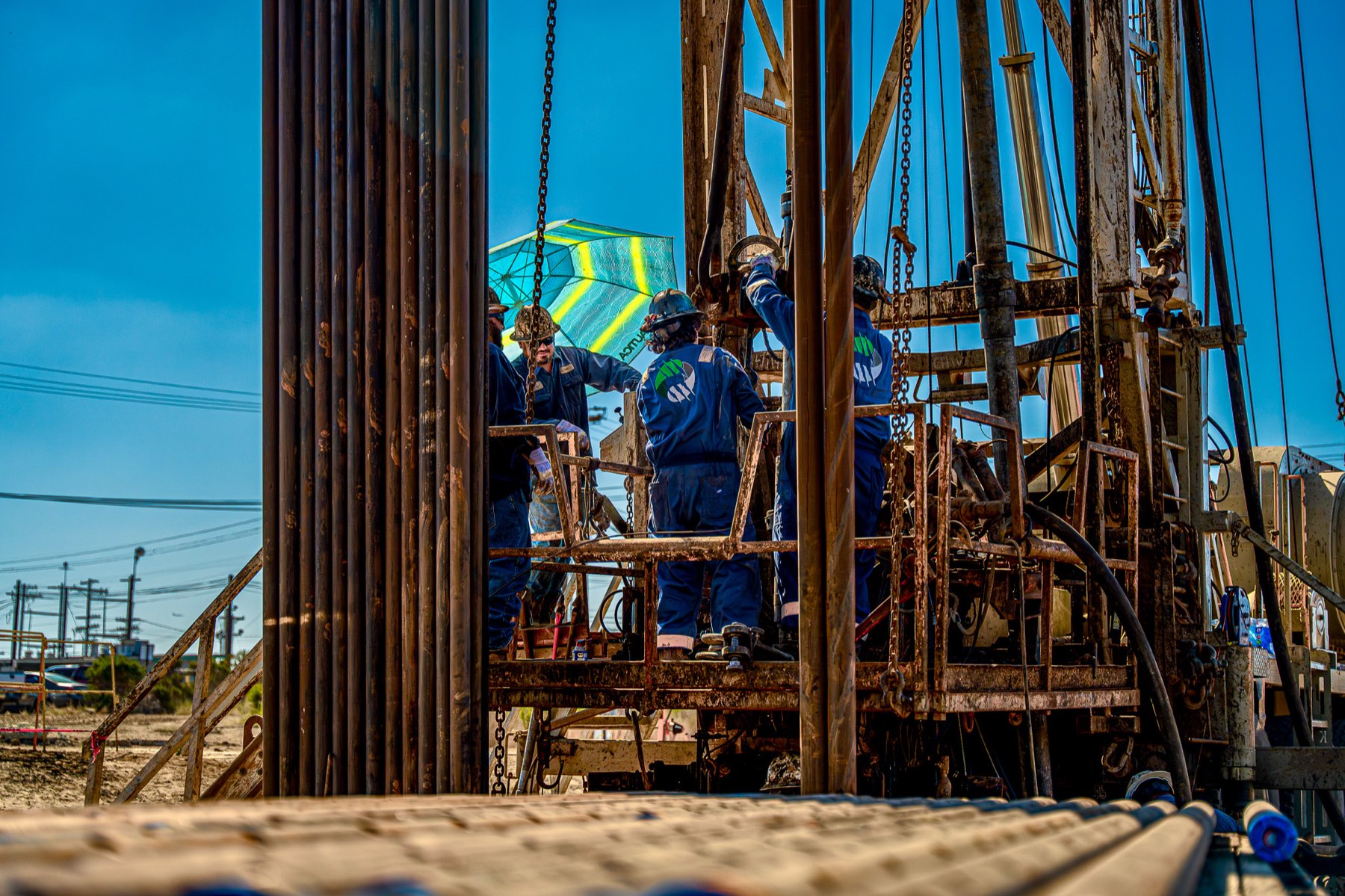 Crew working through the derrick